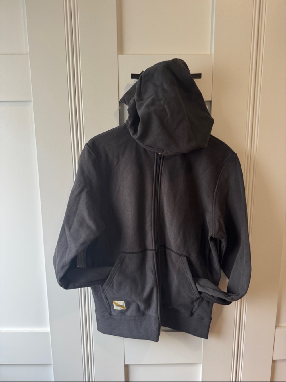 New Men's Tracksmith Trackhouse Dark Grey Full-Zip Hoody